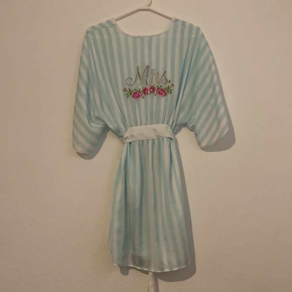 Betsey Johnson Bridal Robe